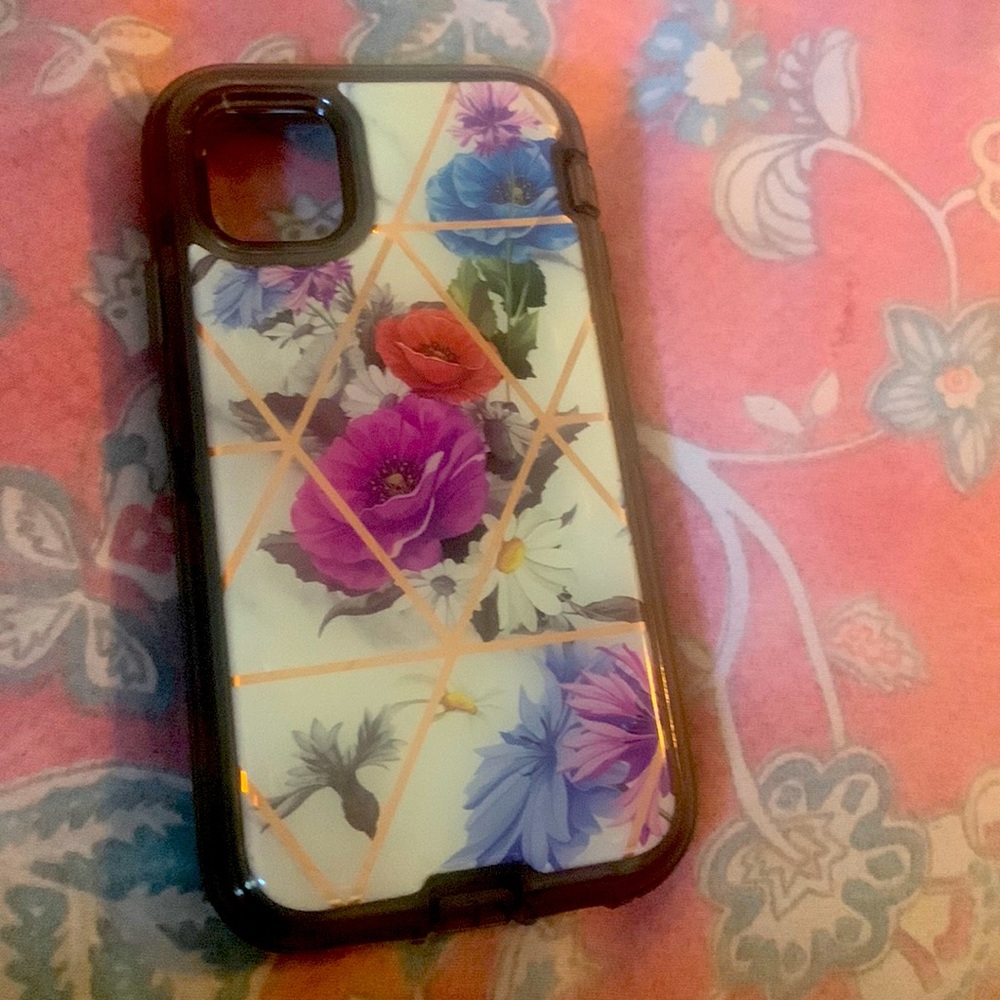 Because I have the 14 plus and it don’t fit this one I have